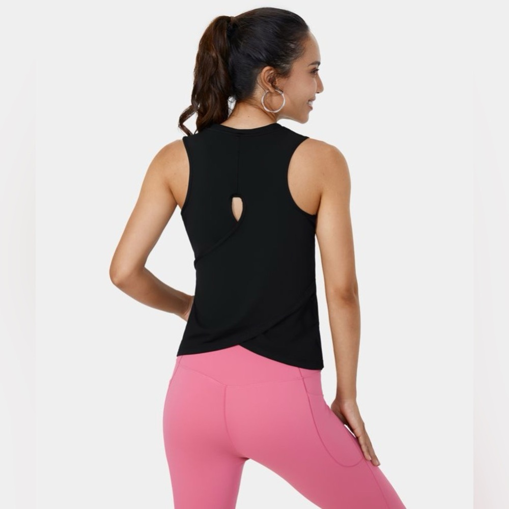 Halara Black Cut Out Crossover Hem‎ Solid Yoga Tank Top/Shirt | NEW!!